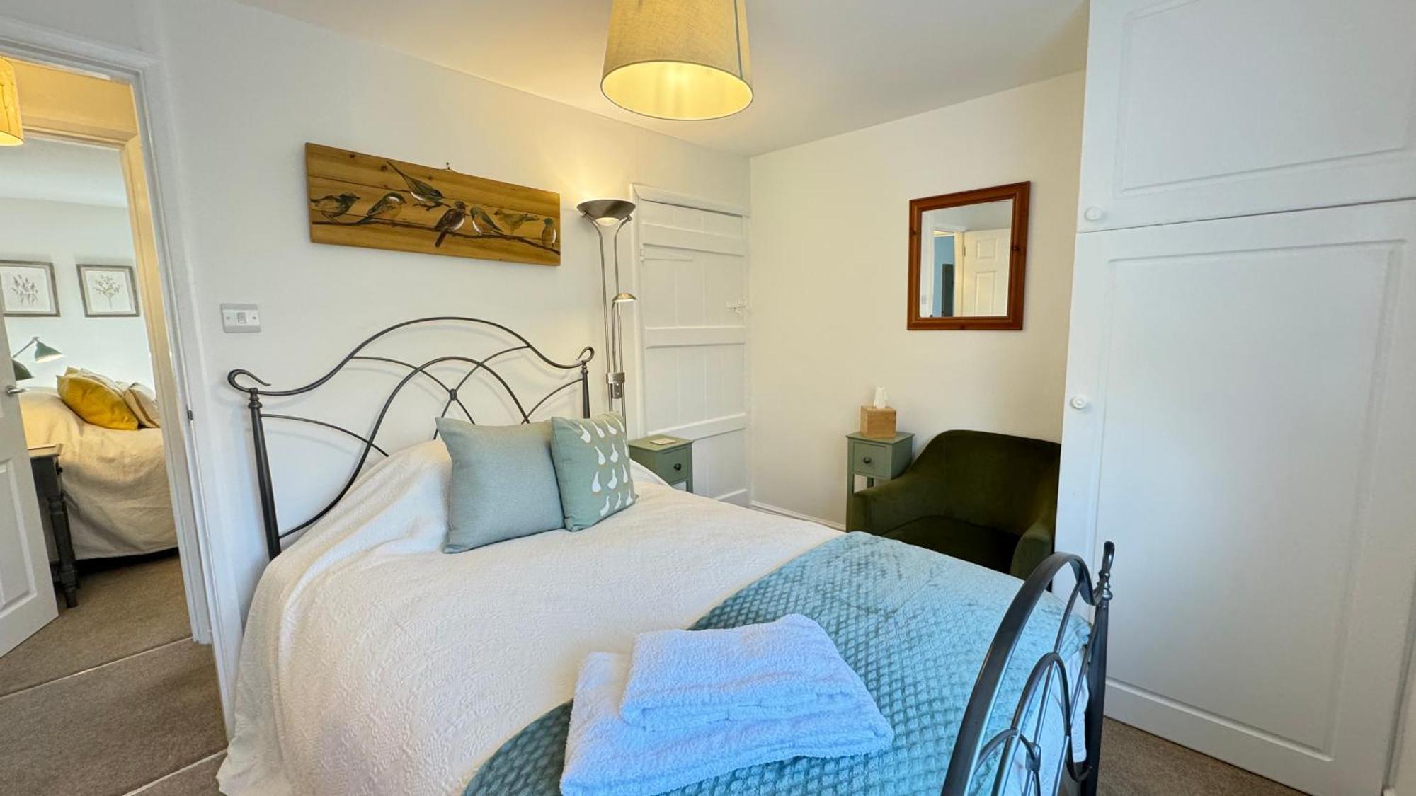 3 Bed Spa Cottage Southwater Exterior foto